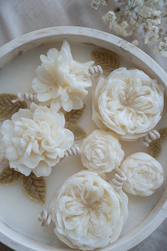 ELIA Candle – Floral Sculptural Candle in Stone Vessel