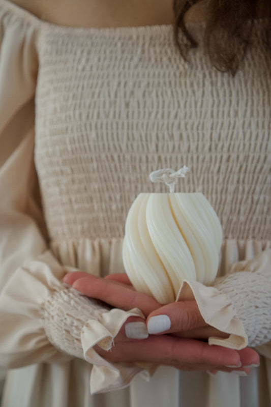 Swirl Pillar Candle