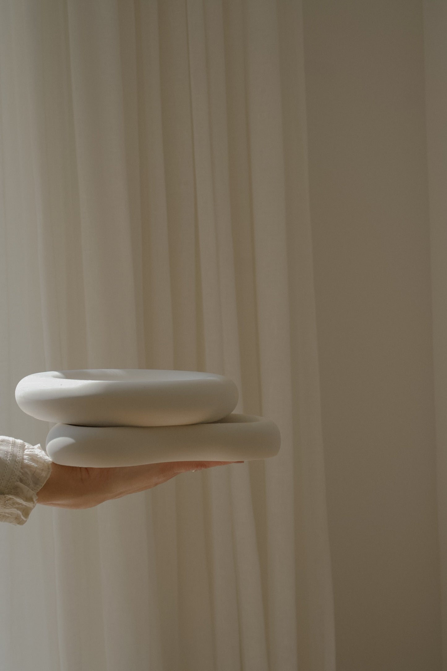 PUFFY FULL MOON Tray