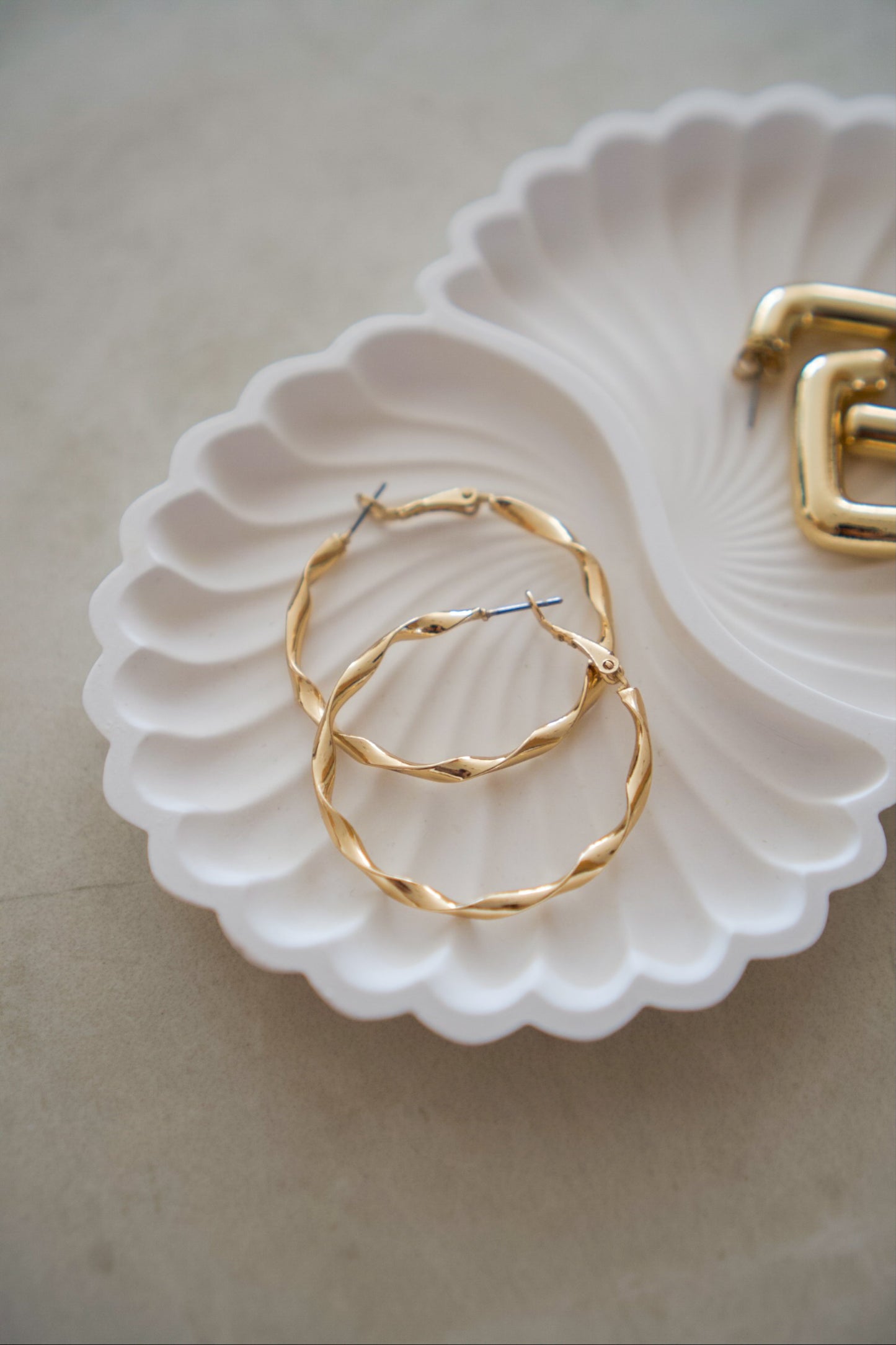 Double Shell Tray