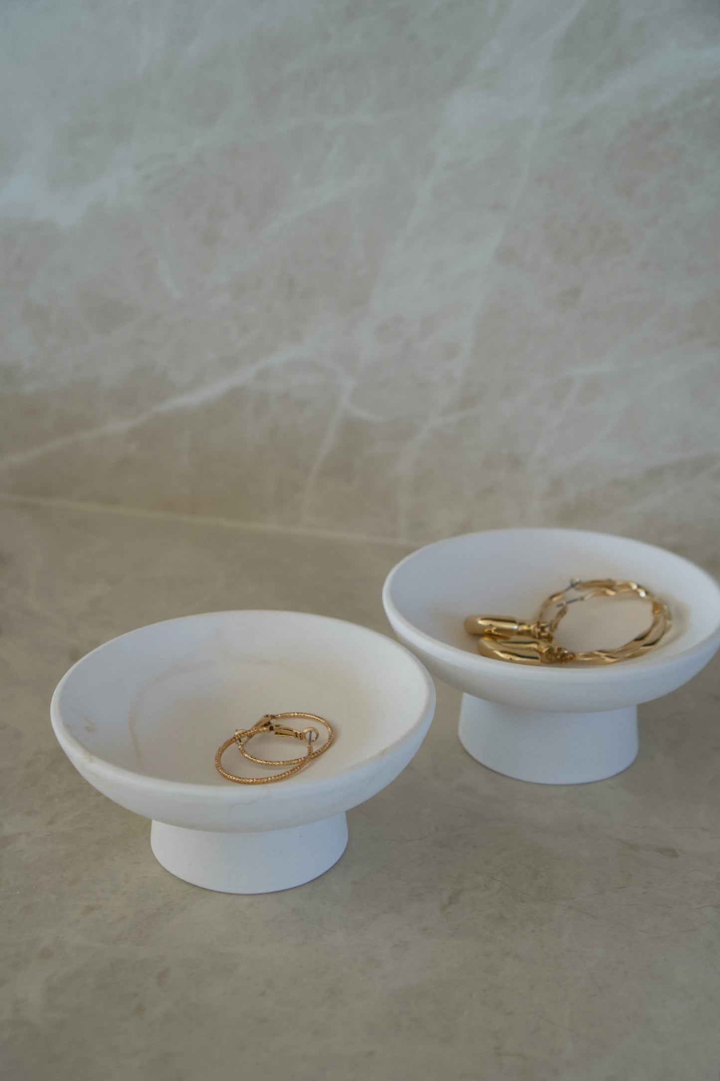LINDA Pedestal Bowl