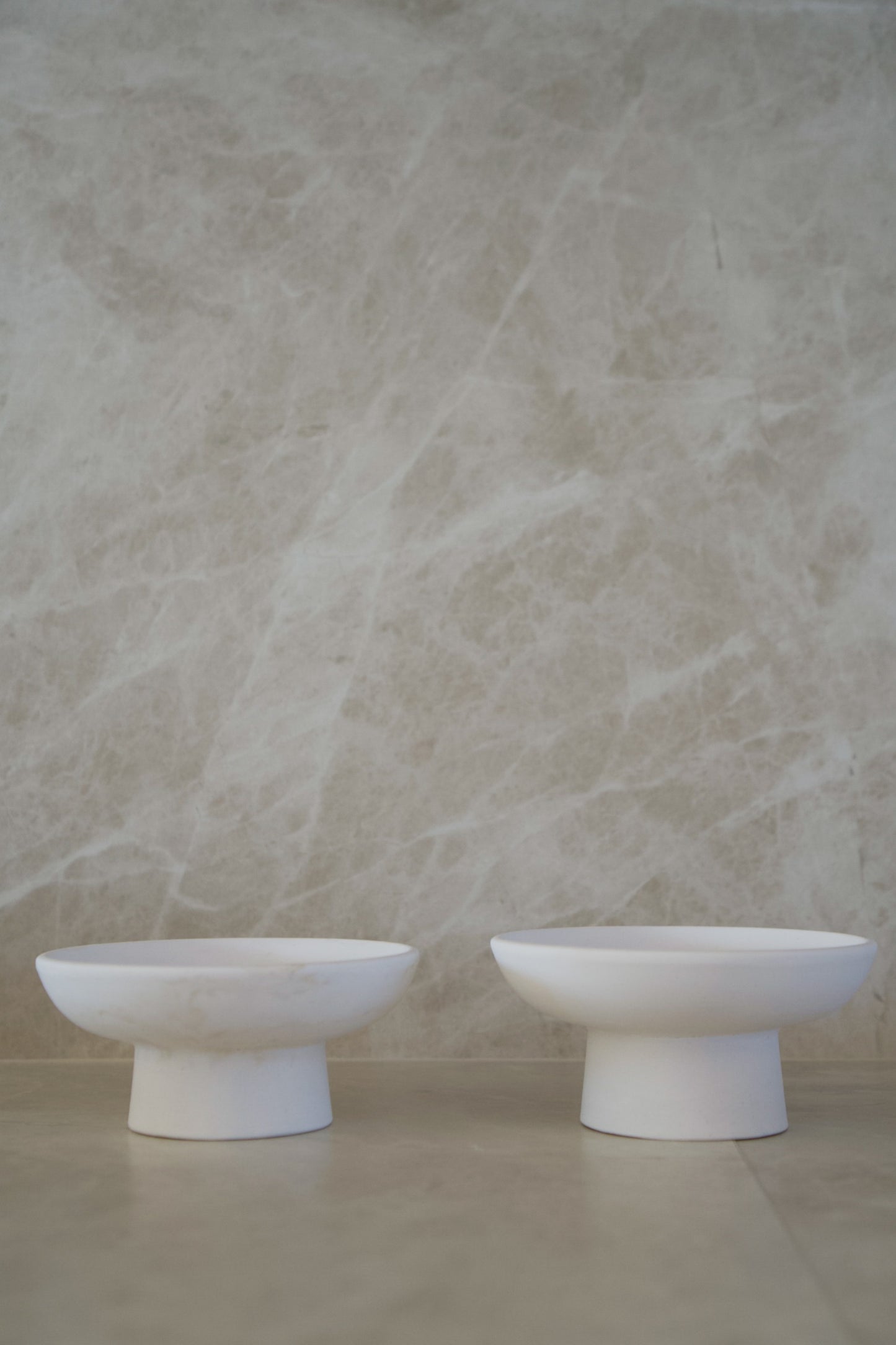 LINDA Pedestal Bowl