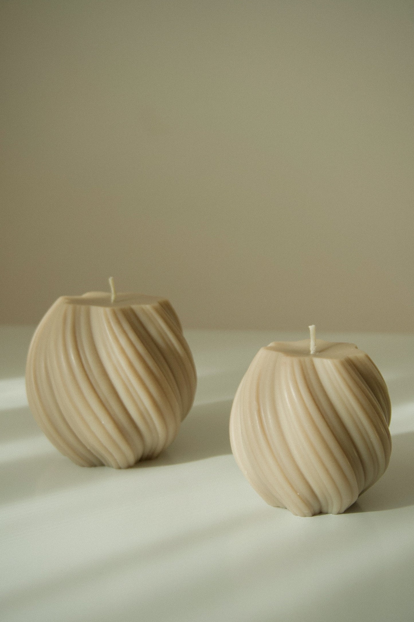 Soft Wave Pillar Candle