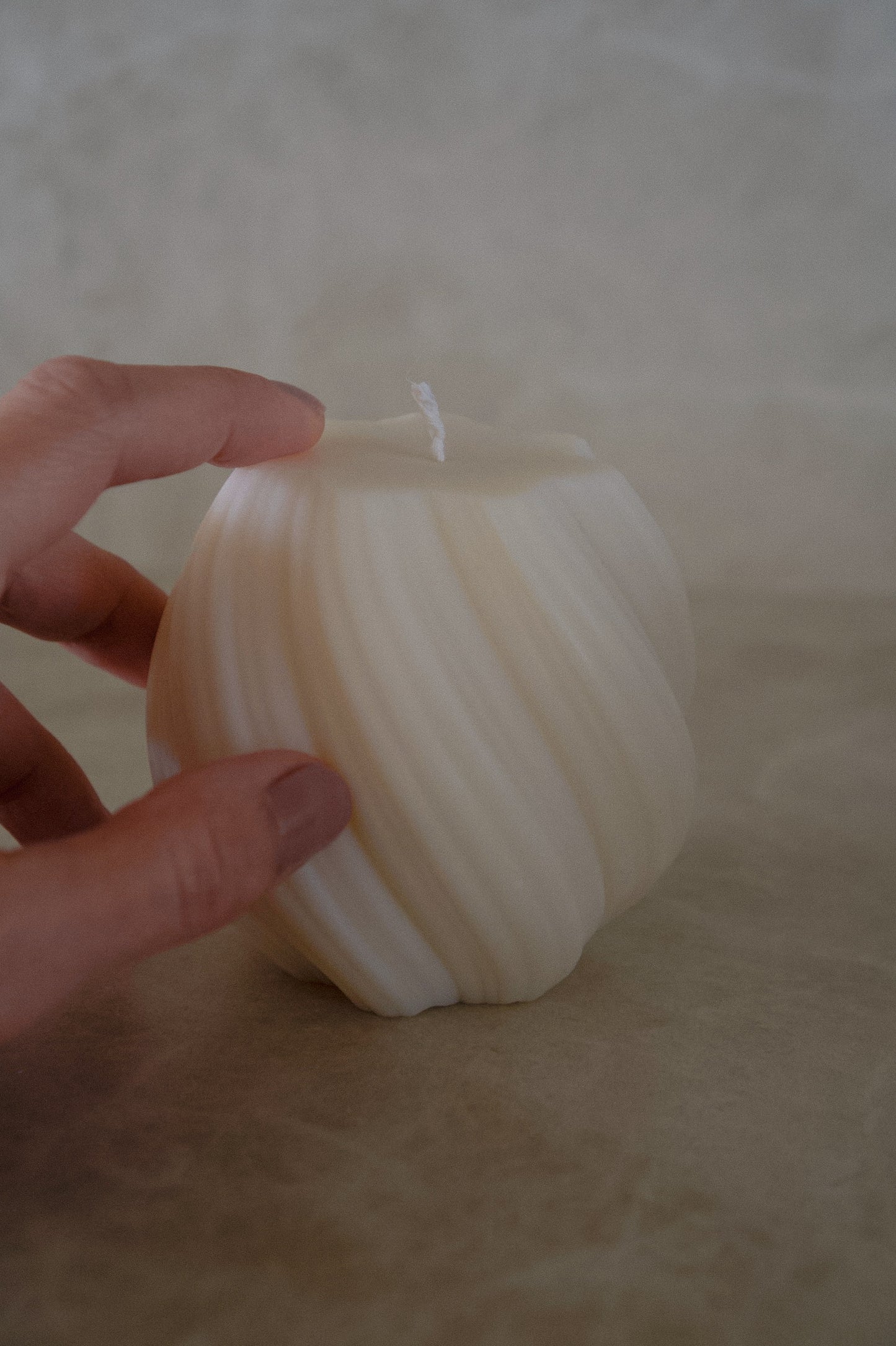 Soft Wave Pillar Candle