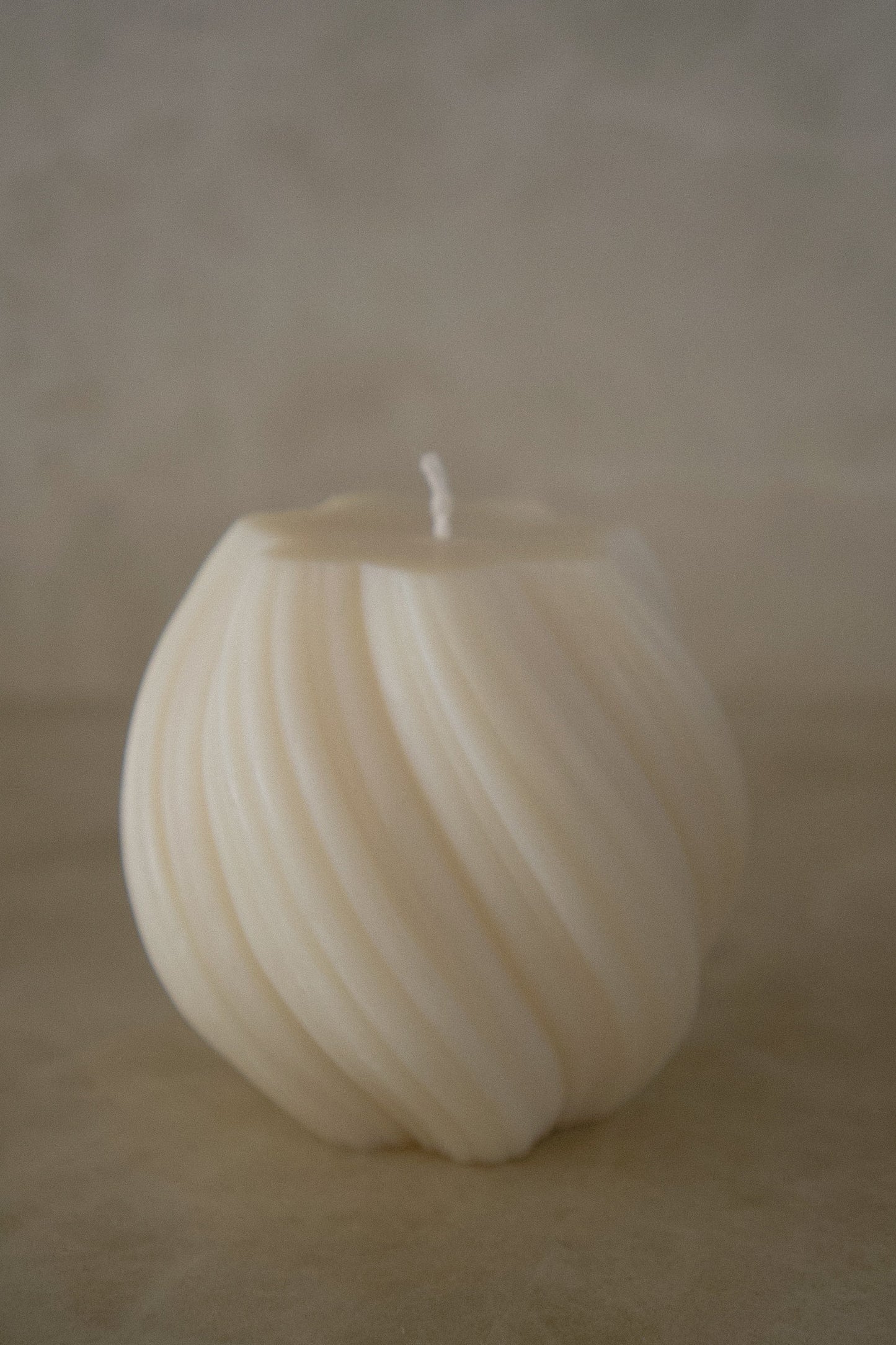 Soft Wave Pillar Candle