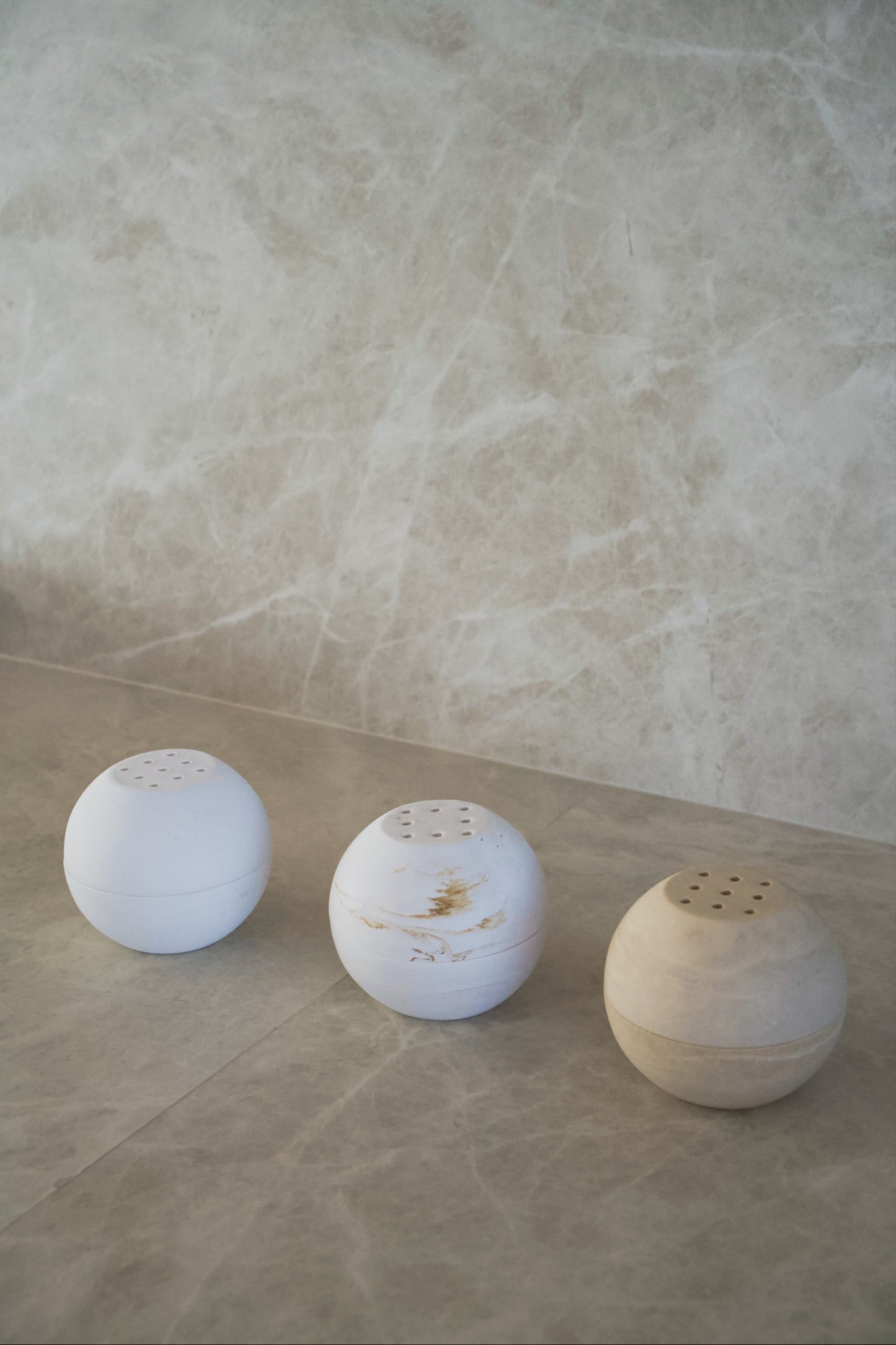 Sphere Palo Santo Holder