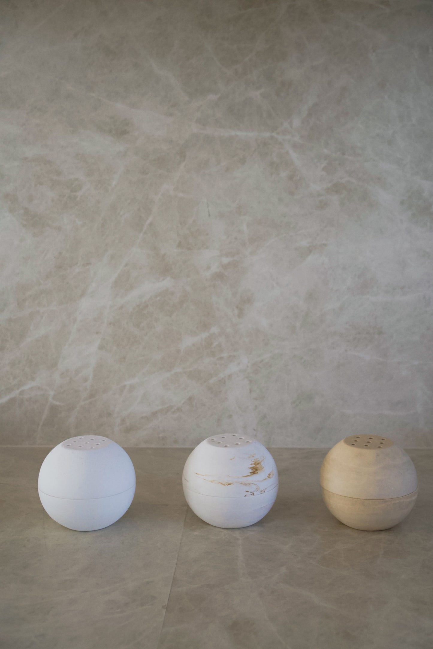 Sphere Palo Santo Holder